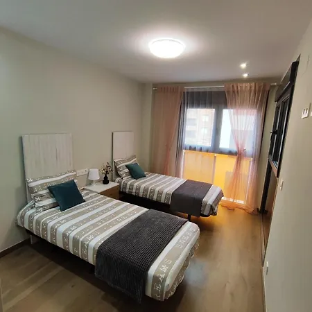 Appartement Schoene Mit Pool Und Parking, 50m Zum Strand, Spanien Torrevieja