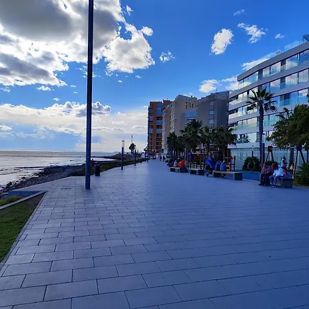 Schoene Mit Pool Und Parking, 50m Zum Strand, Spanien