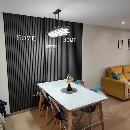 Schoene Mit Pool Und Parking, 50m Zum Strand, Spanien Torrevieja