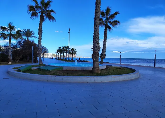 Apartamento Schoene Mit Pool Und Parking, 50m Zum Strand, Spanien