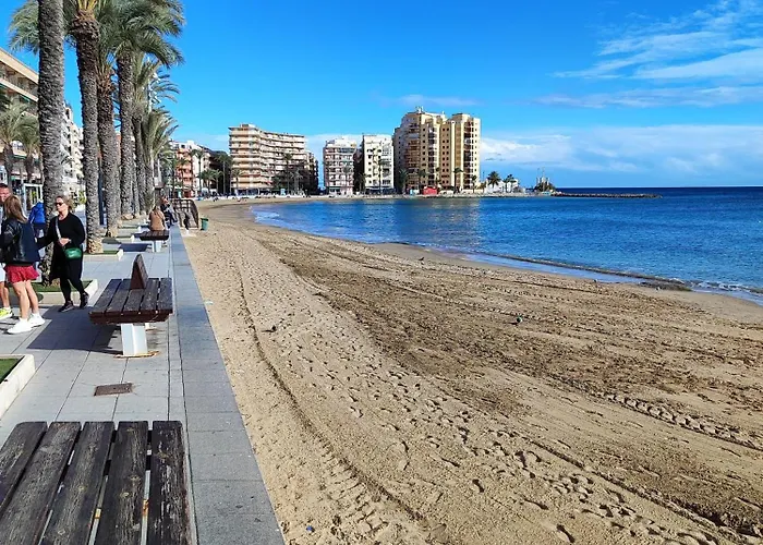 Schoene Mit Pool Und Parking, 50m Zum Strand, Spanien *